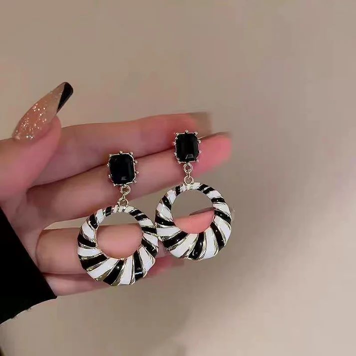 Black And White Stripe Earring